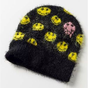 🙂 SMILEY FACE BEANIE 🙃